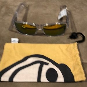 Life is Good Unisex, Polarized Sunglasses